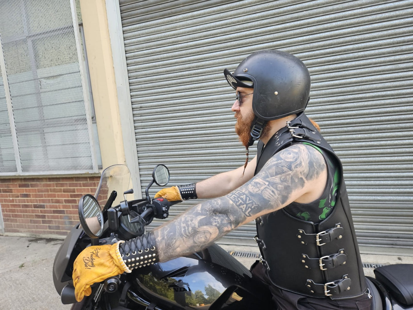 SVAROG Heavy Duty 4-7 MM Thick Buffalo Leather Club Vest “INVADER”